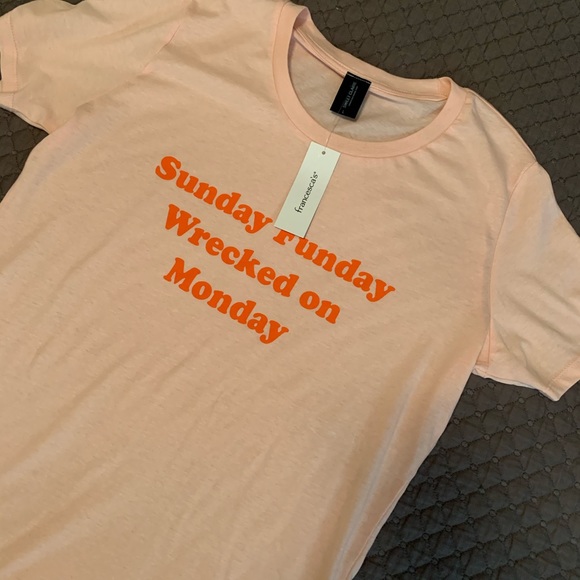 NWT Sweet Claire graphic t-shirt - Picture 2 of 5